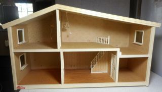 LUNDBY OF SWEDEN VINTAGE DOLL HOUSE 1970 ' s VGUC FOR AGE BOX IS WORN MINOR ISSUES 2