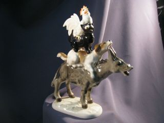 Vtg Hutschenreuther Bremen Town Band Animals Figurine - Marked,  Orig Label 2