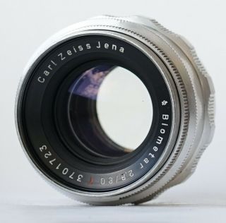 Rare Early Silver Carl Zeiss Jena f/2.  8 80mm Biometar Red T 12 - blades M42 3