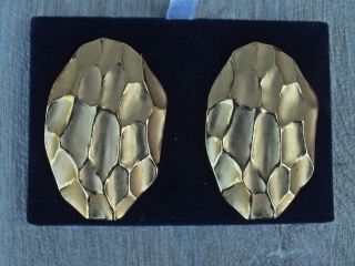 Vintage Designer Yves Saint Laurent Ysl Gold - Tone Clip Earrings; Style