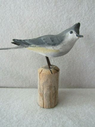 Vintage Peter Peltz Carved & Painted Wood Folk Art Wild Song Bird Gray Jay
