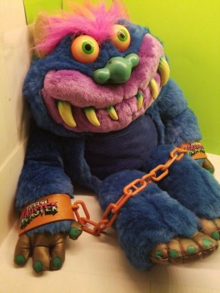 Vintage MY PET MONSTER TALKING PLUSH FIGURE WITH CUFFS & GREAT 2001 3