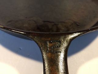 VINTAGE GRISWOLD NO.  12 CAST IRON SKILLET LARGE BLOCK LOGO WITH HEAT RING 719 2