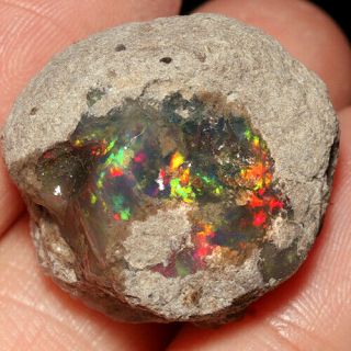 43.  9ct 100 Natural Found African Black Opal Facet Rough Specimen Yhp770