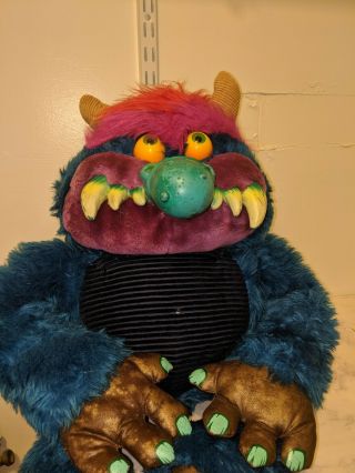 1985 My Pet Monster Amtoy No Handcuffs Plush Toy