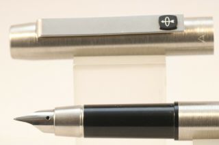 Vintage (c1970) Parker 25 Fine Fountain Pen,  Stainless Steel With Black Trim