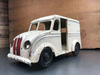 Collectible Vintage Kingsbury Bordens Toy Milk Truck Van Wind Up