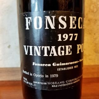 WS 100 pts JS 100 pts 1977 Fonseca Vintage Port wine,  Portugal 2
