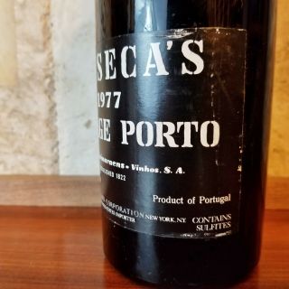 WS 100 pts JS 100 pts 1977 Fonseca Vintage Port wine,  Portugal 3
