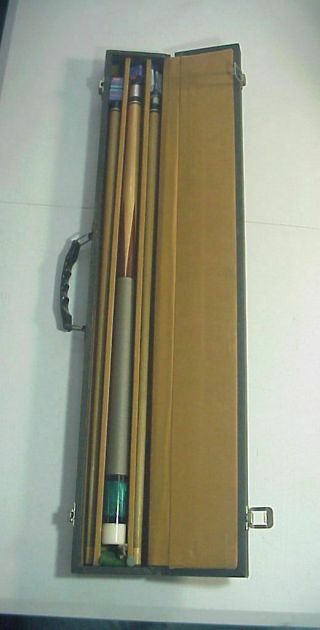 Vintage Professional 2 Piece Pool Cue Stick With Extra Tip 18 Oz