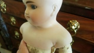 ANTIQUE SHOULDER TURNED HEAD DOLL POUTY,  CLOSED MOUTH GERMAN BISQUE ABG c.  1885 6