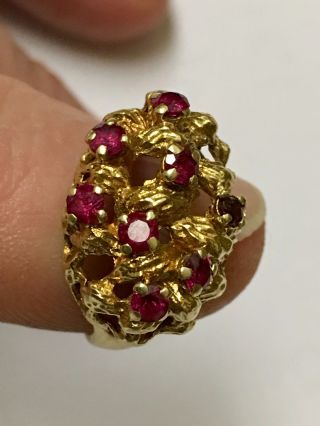 Woman ' s Vintage 14kt Gold Ring with Red Stones 2