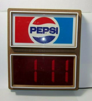 Vintage Pepsi Cola Soda Lighted Sign Clock