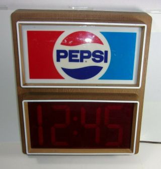 Vintage Pepsi Cola Soda Lighted Sign Clock 2