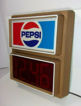 Vintage Pepsi Cola Soda Lighted Sign Clock 5