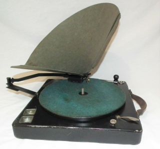 RARE POLLY PORTABLE SMALL PORTABLE 78 RPM PHONOGRAPH GRAMOPHONE RECORD PLAYER 5