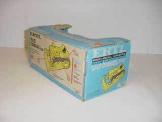 1/25 Vintage International TD - 25 Crawler W/Blue Box 3