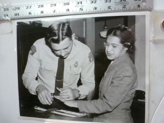 Vintage Glossy Press Photo - Rosa Parks Fingerprinted 1955 Montgomery Al 4/30/1974