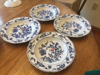 4 Vintage Blue Danube Blue Onion Rimmed Soup Bowls Old Banner W/stickers A,