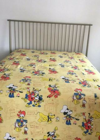 Rare Vtg Western Cowboy Mickey Mouse & Gang Bedspread Walt Disney Productions
