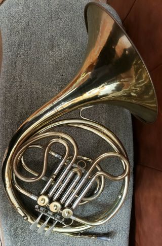 Vtg Getzen Co.  Elkhorn Serial 91187 Brass Instrument Single French Horn/ Case