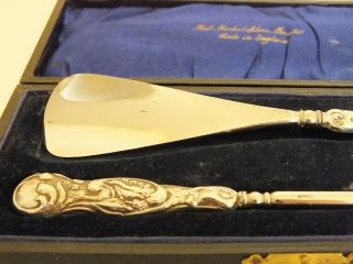 Boxed Set of Antique Solid Silver Handled Buttonhook & Shoe Horn 5