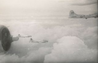 Wwii 1944 - 5 Usaaf 452nd Bg 728th Bs Airman 