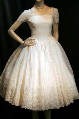 XS Vtg 1950s Prom Gown Cream Embroidered Sheer Organza Satin 50s Wedding Dress 7