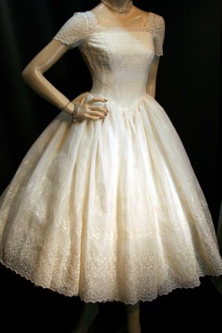 XS Vtg 1950s Prom Gown Cream Embroidered Sheer Organza Satin 50s Wedding Dress 8