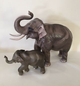 Hagen - Renaker Vintage DW Ceramic Elephant Figurine ' Rajah ',  Near w Label 12