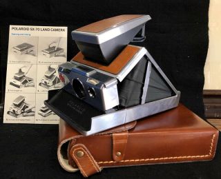 Near Vintage Polaroid Sx - 70 Land Camera With Leather Case 1st Ed Folding