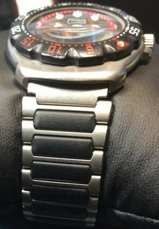 Vintage Tag Heuer Professional 200m Quartz Swiss Made watch 374.  513 36.  5 Mm 6
