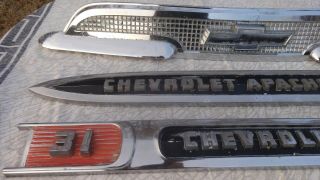 vintage 1959 chevrolet truck hood emblem apache 31 fender chrome spears ornament 6