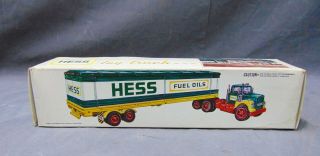 Vintage 1976 Hess Oil & Gas Company Collectible Semi - Trailer Truck 2