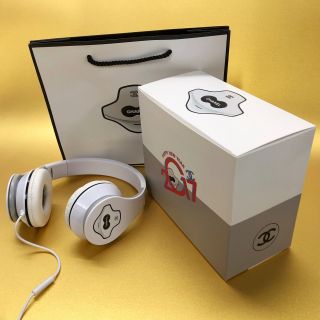 Rare Chanel Intimate Technology Runway Cocobot Headphone Limited Vip Gift -