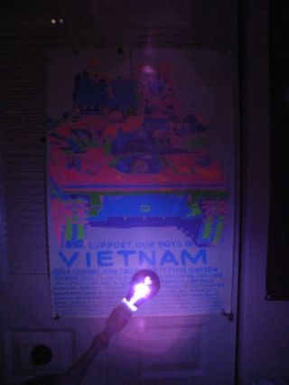 VTG 1971 POSTER PRINTS SUPPORT OUR BOYS IN VIETNAM BLACKLIGHT 24 1/2 