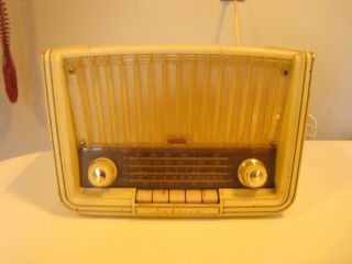 Vintage German Saba Sabine M Shortwave Am/fm Tabletop Radio