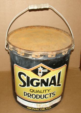 Vintage Signal Oil Co.  5 Gallon Can