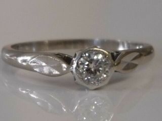 A Stunning Vintage 18ct White Gold & Platinum Diamond Solitaire Ring Size L 1/2