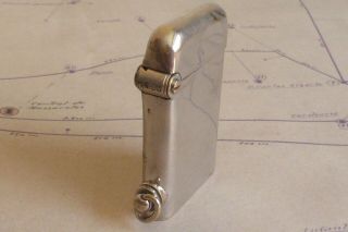 Vintage 1920 ' s THORENS SINGLE CLAW petrol lighter Swiss made. 6