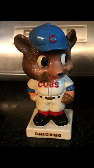 Vintage 1960s Chicago Cubs White Base Nodder Bobblehead Cubby Bear