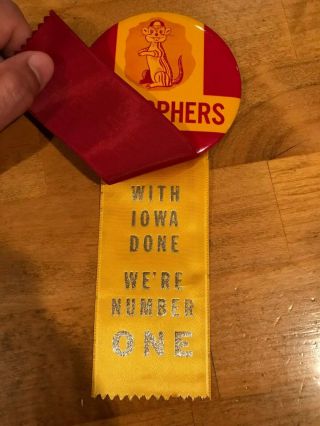 VINTAGE 1940s? Go Minnesota Gophers Pinback Button Pin Ribbon Football Iowa RARE 2