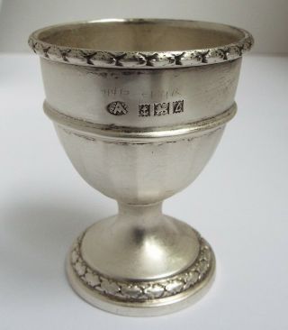 Decorative English Antique 1960 Solid Sterling Silver Egg Cup