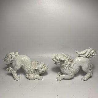 2 Rare Pair White Porcelain Blanc De Chine Foo Shi Dogs Fitz And Floyd Vtg