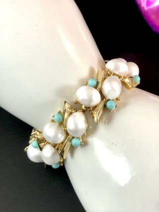 1959 Crown Trifari Gold - Tone Faux Pearl Turquoise Bead Southampton Link Bracelet