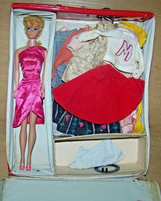 Vintage 1962 Ponytail Barbie Doll 8 with Case & Clothes 2