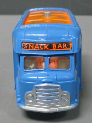 Corgi 471 Vintage 1960 ' s Smith ' s - Karrier Mobile Canteen Snack Bar w/Original Box 3