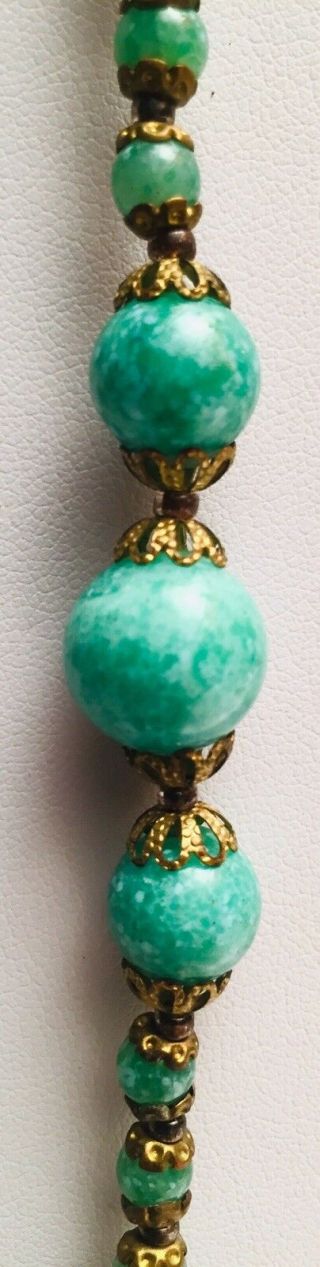 Vintage 1930’s Art Deco Green Czech Peking Glass Bead Necklace 28” Inches Long 8