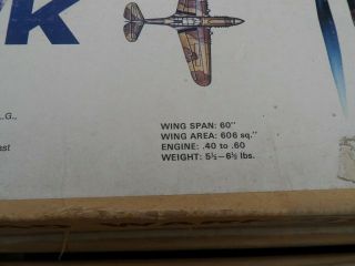 Top Flite ' s P - 40 WARHAWK R/C Model Airplane Kit Vintage Warbird 6
