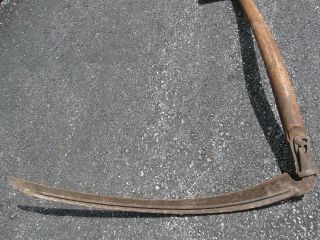 good functional scythe,  vintage farm tool w/ Brinser ' s iron - clad grass snath 2